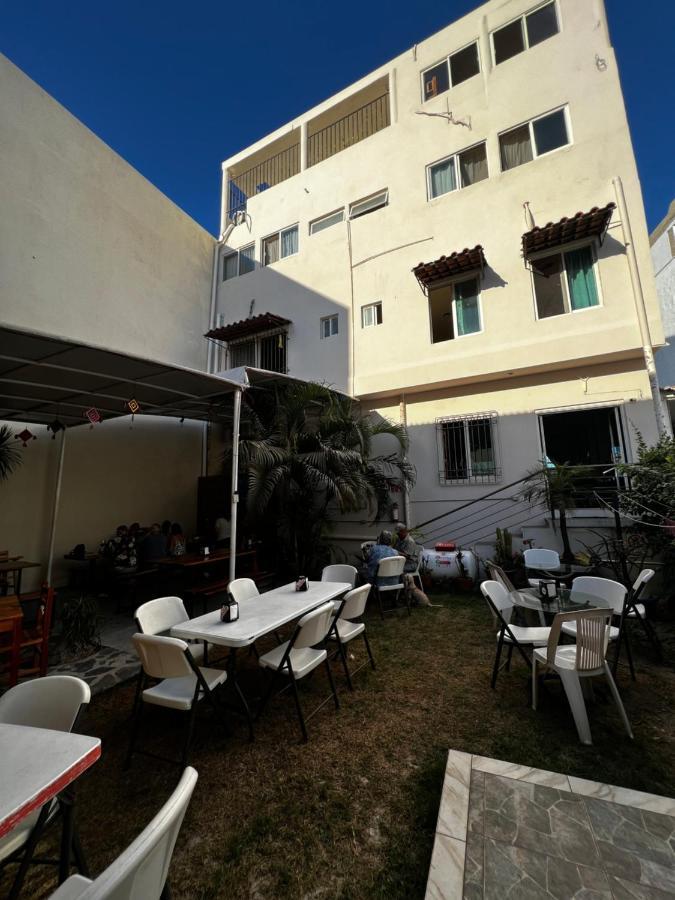 Hostal Bucerías المظهر الخارجي الصورة